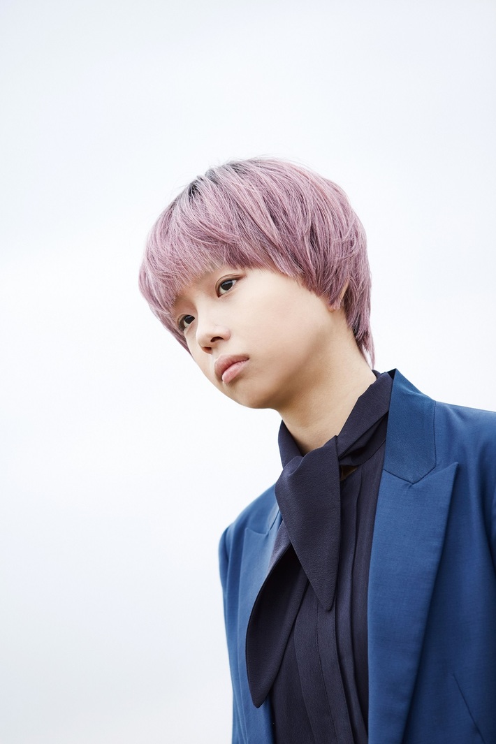 Maica_n、1stアルバムからリード曲「replica」音源＆映像同時先行配信スタート。テーマは["NEO CLASSIC"COLOR]