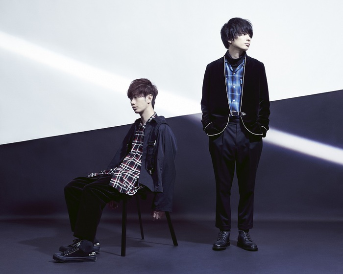 斎藤宏介（UNISON SQUARE GARDEN）と須藤 優によるバンド XIIX、2ndアルバム収録曲「Halloween Knight」MVオーディオ・コメンタリー公開。明日1/30には配信ライヴも