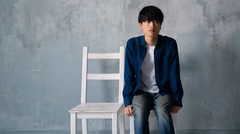 滋賀出身23歳のSSW Motoki、本日2/17リリースの1st EP『Motoki～ゆめくじら』より「パラノイア」の本人制作リリック・ビデオ公開