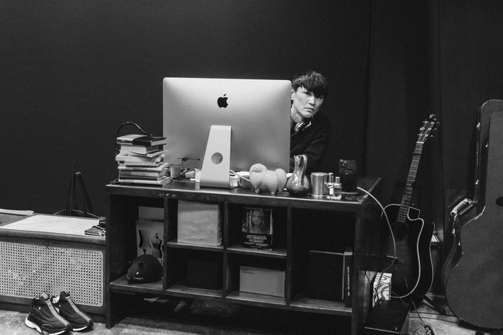 山口一郎（サカナクション）らがAppleの新キャンペーン"Macの向こうから"に登場