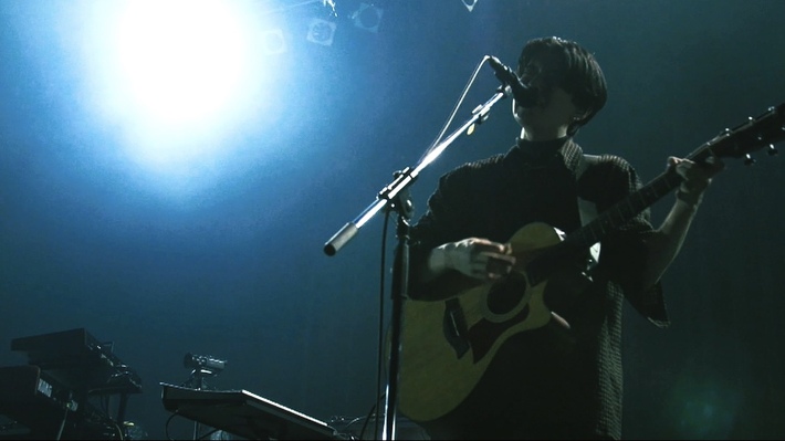 雨のパレード、春の全国ツアー開催見合わせを受け最新アルバムから「Dear Friend」のライヴMV公開