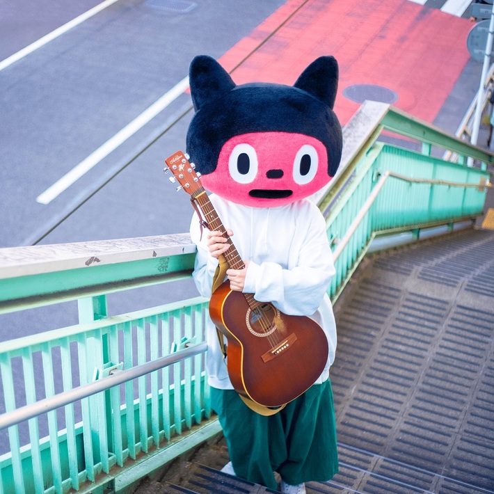 ぼっちぼろまる、4/2リリースの1stアルバム『GARAKUTA』より「ひとりぽつり」MV公開