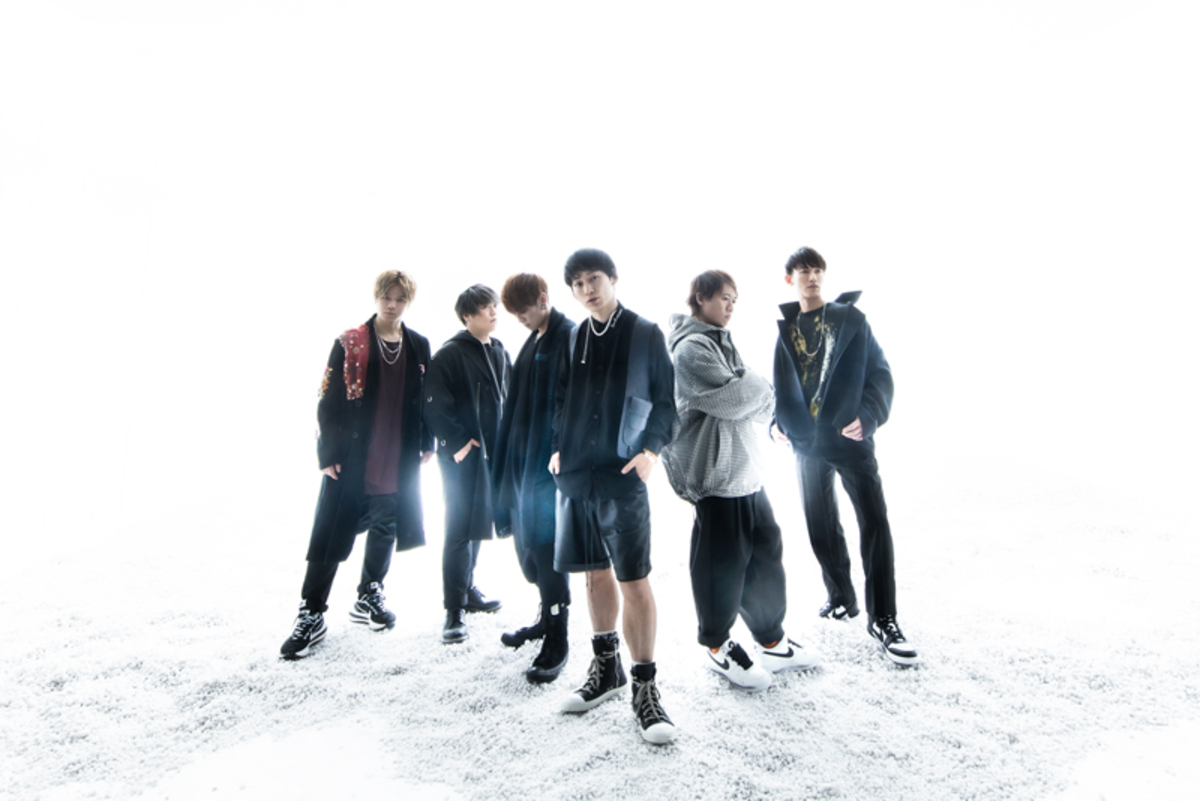 UVERworld、メンバーがそれぞれの場所で共鳴しあう新曲