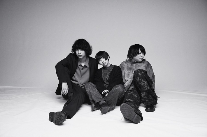 片桐（Hakubi）、J-WAVE"SONAR MUSIC"5月エンディング・ソングを毎日弾き語り生披露