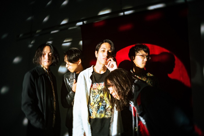 神戸発の5人組ロック・バンド The People、新EPよりリード曲「Bang Bang Z」MV公開。リリース・イベント開催も決定