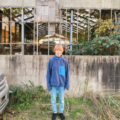 鈴木実貴子ズ、3rdアルバム『泥の滑走路』6/16リリース。鈴木実貴子本人が手掛けたジャケ写も公開