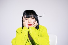 あいみょん、ニュー・シングルよりドラマ"コントが始まる"主題歌「愛を知るまでは」MV公開。Instagram用ARフィルターもリリース