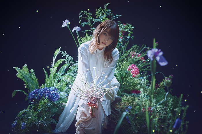 上田麗奈、ニュー・アルバム『Nebula』詳細＆新アー写発表。収録曲「anemone」MVも公開