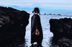 島爺、本日7/28リリースの5thアルバム『御ノ字』より堀江晶太作曲の「花咲か」リリック・ビデオ投稿