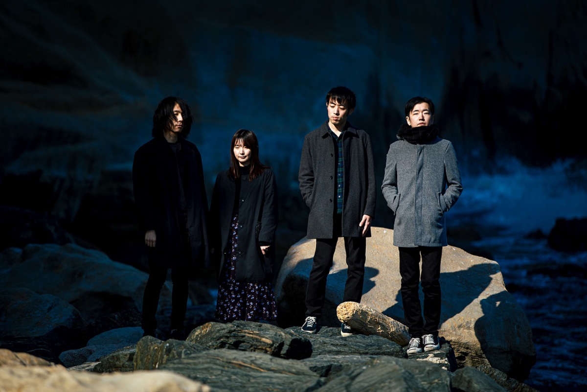 17歳とベルリンの壁 沈黙と払拭 廃盤 17歳とベルリンの壁 / Abstract | HOLIDAY! RECORDS DISTRO