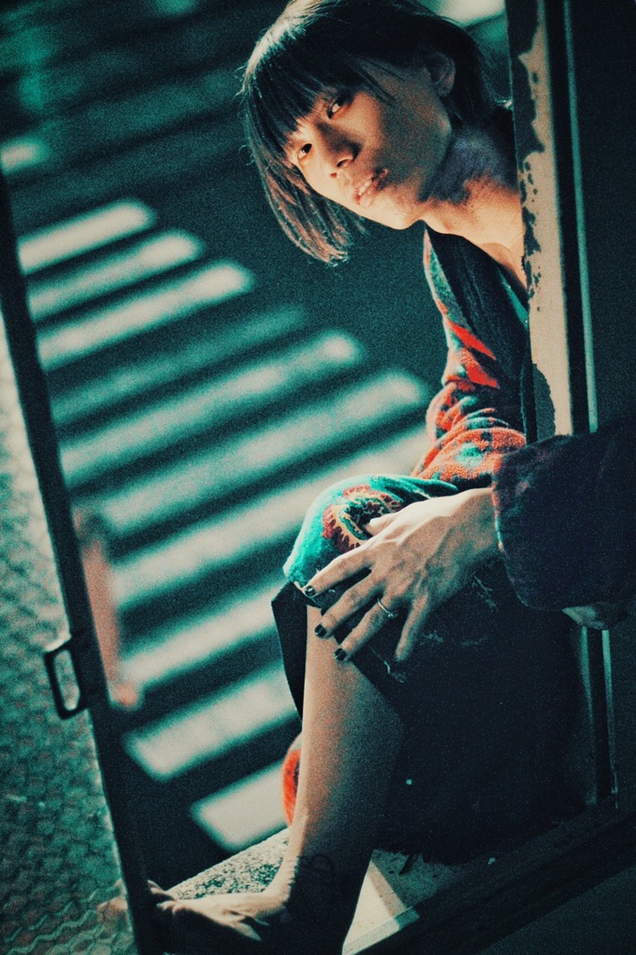 シンガー・ソングライター"システム、オール、グリーン"、8/31開催の初ワンマン直前に「花束ちぎれて中野は夜よ」MV公開。故郷徳島での"本当の姿"を切り取った作品に