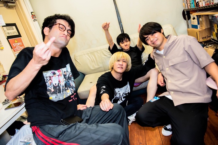 愛しておくれ、"地獄からのハネムーンツアー2021"新代田FEVER振替公演を12/25に開催