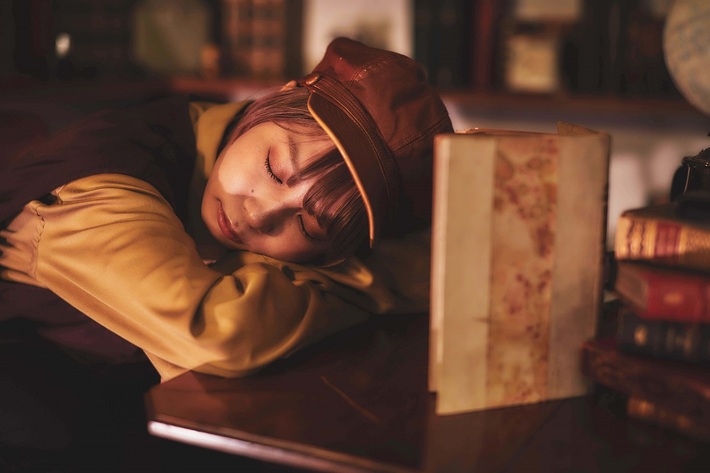 モモコグミカンパニー（BiSH）、オフィシャル・サイト"うたたねのお時間"開設。第1弾エッセイ"うたた寝"公開