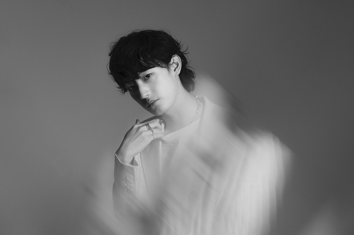 向井太一、自己愛をテーマにした新曲「Celebrate!」MV明日9/21 21時プレミア公開決定
