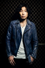 斉藤和義、映画"リクはよわくない"主題歌の新曲「朝焼け」本日10/1配信リリース。リリック・ビデオも公開