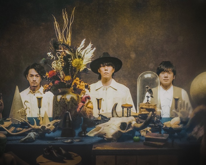 RADWIMPS、新曲「桃源郷」が"恋ステ"シリーズ最新作"恋する♥週末ホームステイ 2021秋 沖縄"主題歌に決定