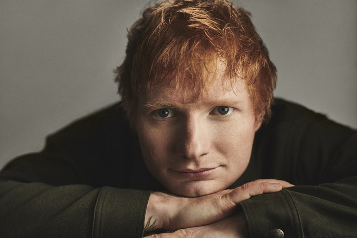 Ed Sheeranが力士と日本語で会話！？ニュー・アルバム『＝』より「Overpass Graffiti」MV公開