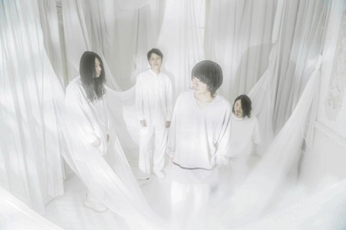 polly、ニュー・アルバム『Pray Pray Pray』より先行配信第2弾「Light us」リリース