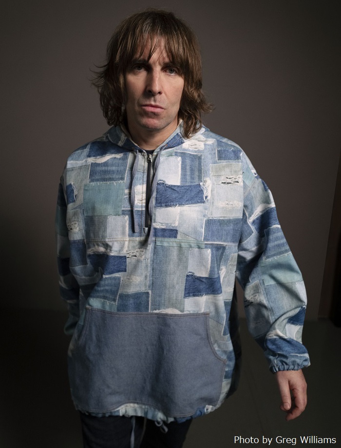Liam Gallagher、ニュー・アルバム『C'mon You Know』よりDave Grohl（FOO FIGHTERS）とコラボした「Everything's Electric」先行配信リリース