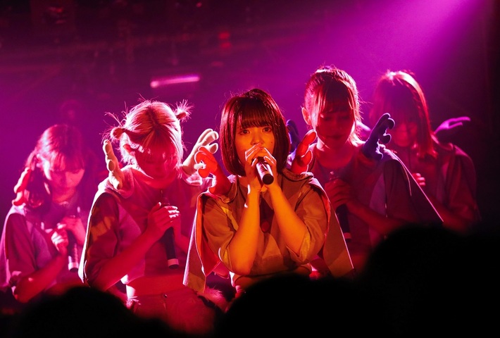 豆柴の大群、3/9リリースの映像商品『豆柴の大群の疾走』初回生産限定盤に新曲「桜色」収録決定