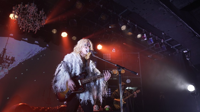 (sic)boy、恵比寿LIQUIDROOMで開催したライヴ・イベント"(sic)boy Live in Tokyo -vanitas-"の模様をYouTubeで公開