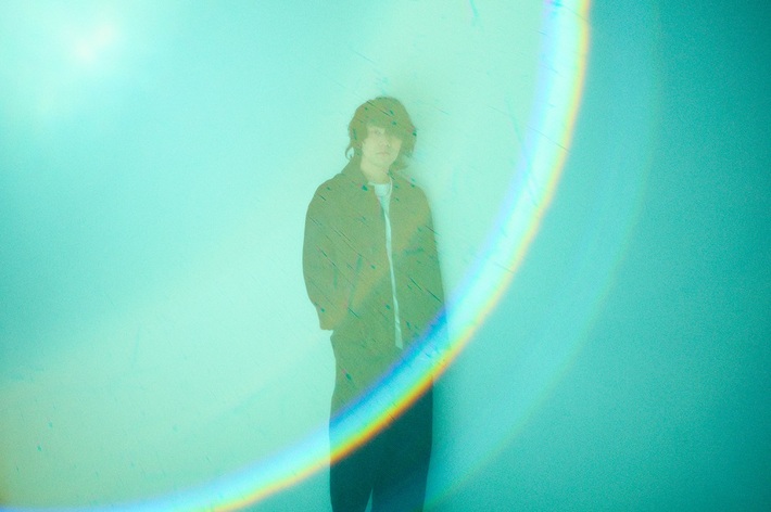 黒川侑司（ユアネス）、弾き語りソロ・ツアーを初開催