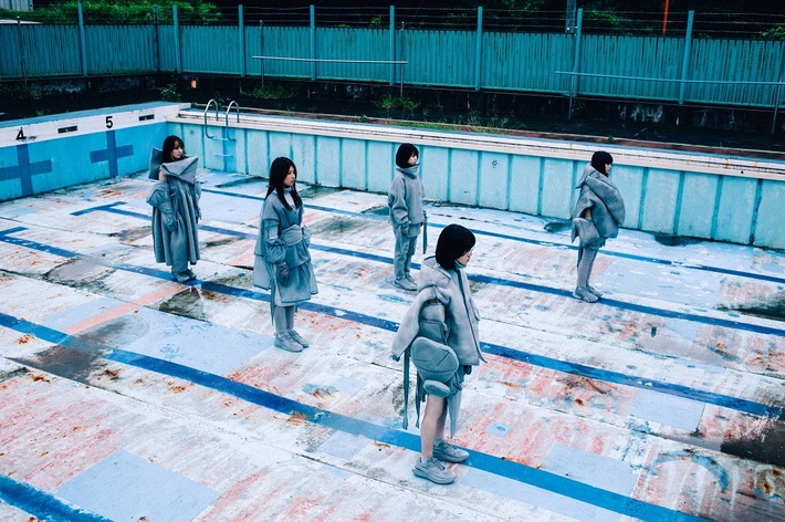 mzsrz、1stアルバム『現在地未明』から"排他的な光悦感"が満載の異端曲「パンデモニウム」MVを本日20時プレミア公開