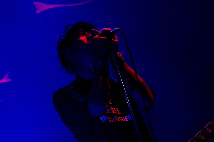 細美武士、ELLEGARDEN「ジターバグ」弾き語り音源を期間限定公開