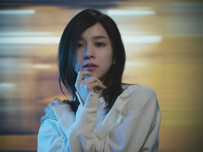 milet、木曜劇場"やんごとなき一族"主題歌「Walkin' In My Lane」先行配信スタート。今夜20時にMV公開