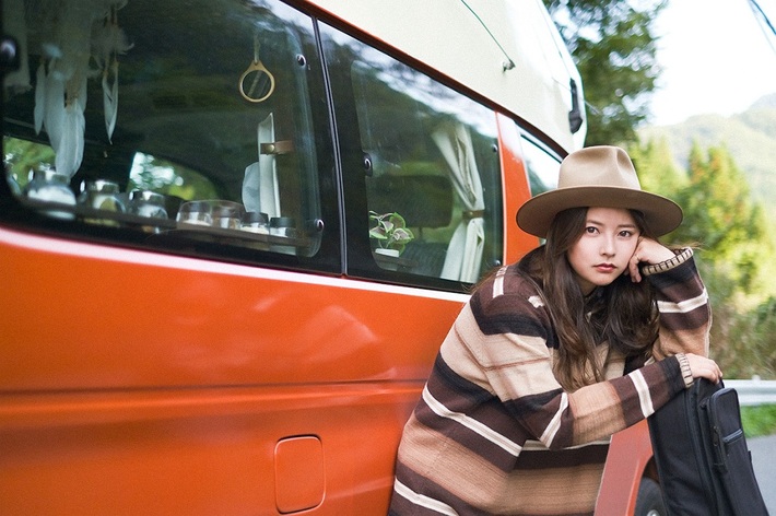 Miyuu、最新ヴィジュアル公開。音源付書籍"30DAYS VAN LIFE～Trip on Music～"先行出版イベント開催決定