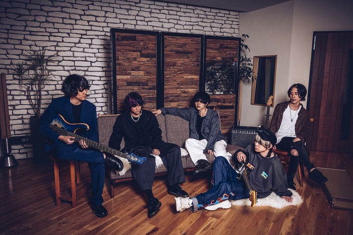 神はサイコロを振らない、"平和への願い"歌った楽曲 「六畳の電波塔」のコラボ相手はRin音。一部SNS上で楽曲公開