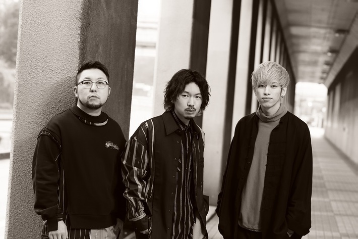 Rhythmic Toy World、絶対王者に挑み続けている高校サッカー部に密着した"ポカリスエット"コラボ・ショート・ムービーに新曲「青炎」提供