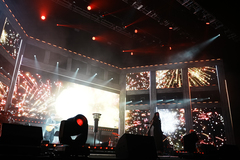 Aimer、全国ツアー・ファイナルのライヴ映像商品をデビュー記念日9/7にリリース。横浜＆大阪にてアリーナ・ツアー開催。本日6/16 24時には「wavy flow」MV公開
