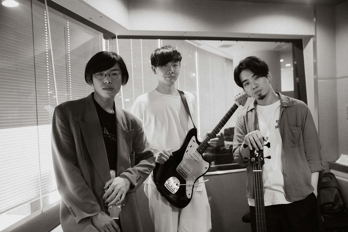 新井和輝（King Gnu）、ナビゲーター務めるJ-WAVE"SPARK"にて君島大空＆西田修大とのスペシャル・セッション実現