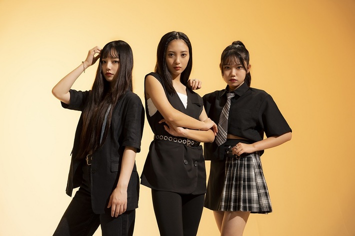 沖縄発ダンス・ヴォーカル・グループ"BLUE BLUE BLUE"、2ndデジタル・シングル「Favor」リリース＆MV公開