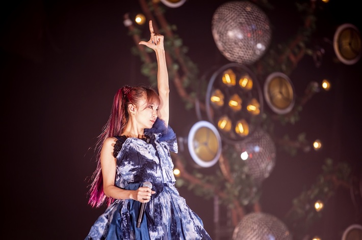 LiSA、ライヴBlu-ray＆DVD『LiVE is Smile Always～Eve＆Birth～「the Birth」at NIPPON BUDOKAN』10/12リリース決定