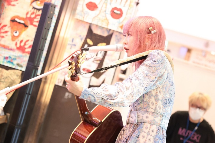 大森靖子、"PARCO de 超天獄ツアー"より心斎橋ネオン食堂街でのライヴ映像公開