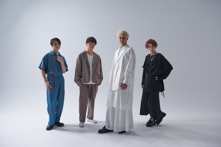 LEEVELLES、ギター・ロックの枠を超えた2ndフル・アルバム『COLORS』リリース