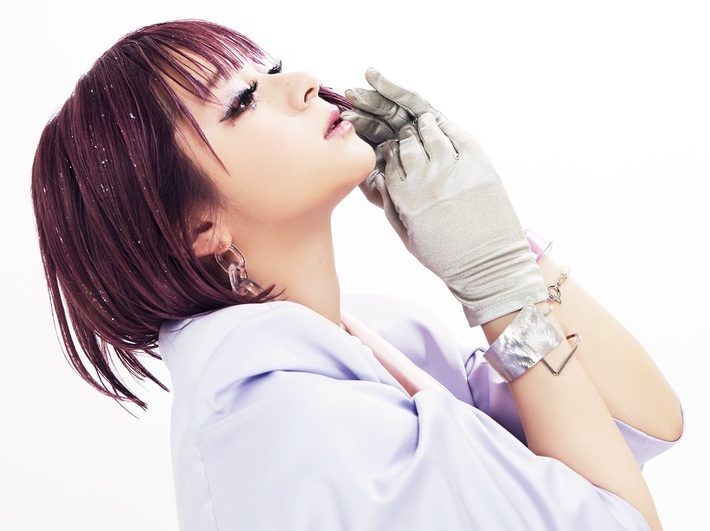 MARiA（GARNiDELiA）、小室哲哉との異色タッグ実現。コラボ・ソング「Trust On Me -Theme of E.T.E-」がゲーム"エタクロニクル"主題歌に決定、10/16楽曲配信スタート