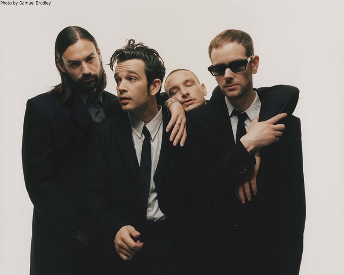 THE 1975、ニュー・アルバム『Being Funny In A Foreign