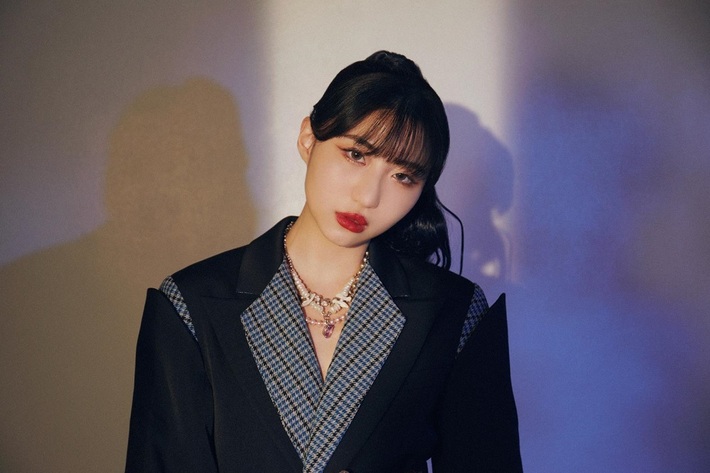 eill、ホーユーのスタイリングケア・ブランド"NiNE"スペシャル・ムービーで"東リベ"EDテーマ「ここで息をして」＆"夏トン"主題歌「フィナーレ。」歌唱