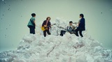 KANA-BOON、新曲「きらりらり」MV公開。"バンドの歩み"、"人生の軌跡"を白い紙と線画で表現