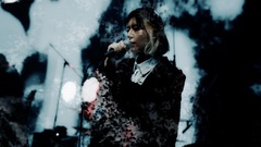 majiko、アルバム『愛編む』リリース記念し180°LEDに囲まれて歌うスタジオ・ライヴ・パフォーマンス映像公開