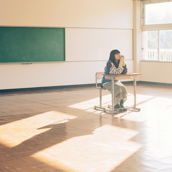 私立恵比寿中学、柏木ひなた卒業前最後の新曲「ボイジャー」MVを明日12/7 22時よりプレミア公開決定。振付は自身が担当