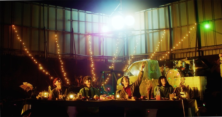 クジラ夜の街、2023年春に日本クラウンよりメジャー・デビュー決定。年内にプレデビュー1st配信シングル「踊ろう命ある限り」リリース