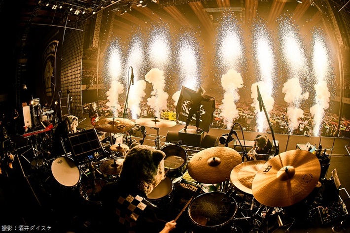 MAN WITH A MISSION、声出し解禁の有明アリーナ公演収めたDVD＆BDを2/15リリース。WOWOWでインタビュー特番放送決定