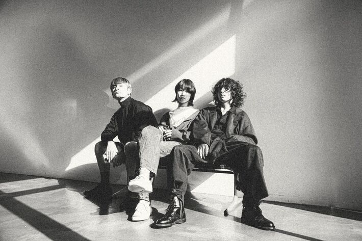 インディー・ロック・バンド Apes、1stフル・アルバム『PUR』リリース決定。東名阪リリース・ツアーも開催