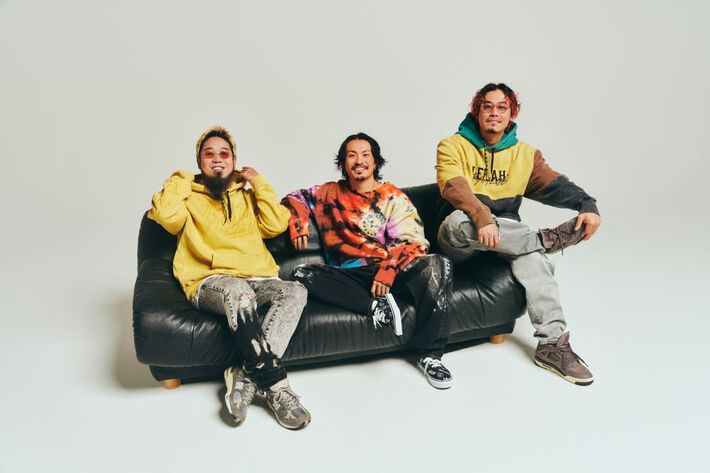 WANIMA、3rdフル・アルバム『Catch Up』今秋リリース決定。"Catch Up TOUR -1 Time 1 Chance-"追加公演発表