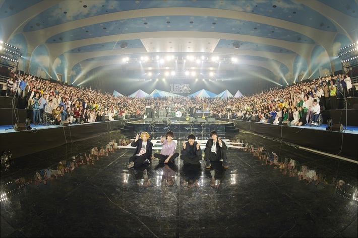 BUMP OF CHICKEN、NHK"BUMP OF CHICKEN 18祭"テーマ・ソング「窓の中から」明日4/1先行配信