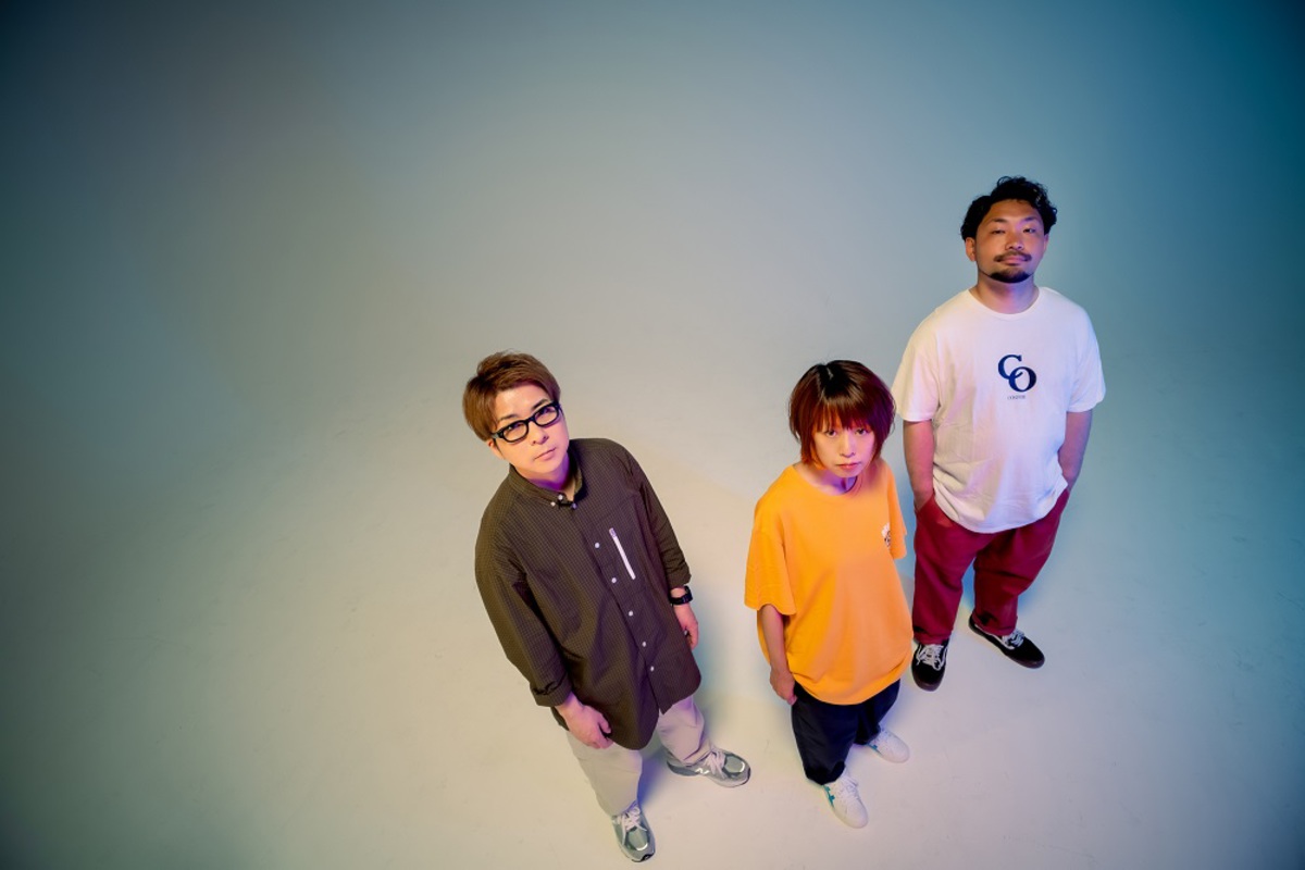 FOUR GET ME A NOTS、新曲2曲＆ライヴ定番曲収録したセルフ